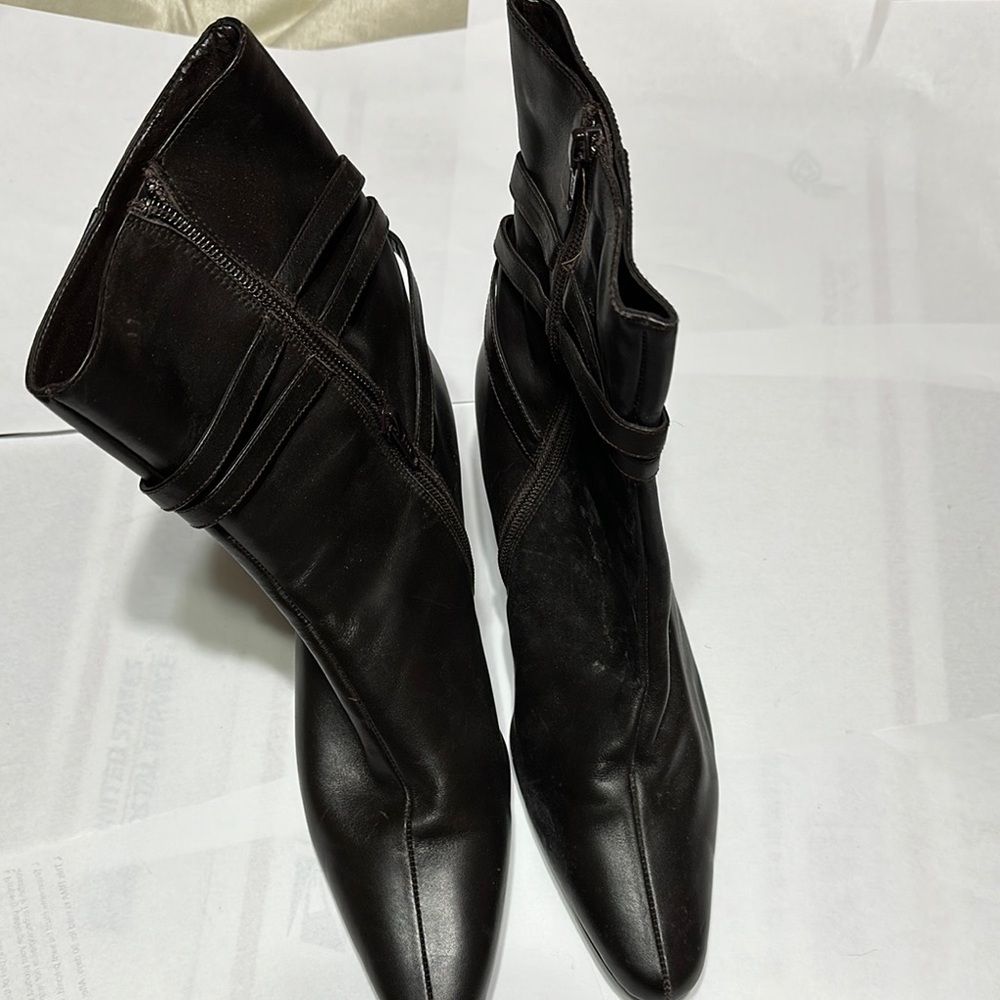 Talbots Elegant Black Women's Boots - Picture 1 of 6